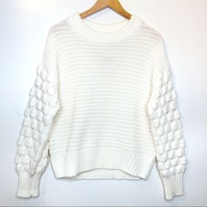 NWT Elodie White Chunky Cable Knit Sweater